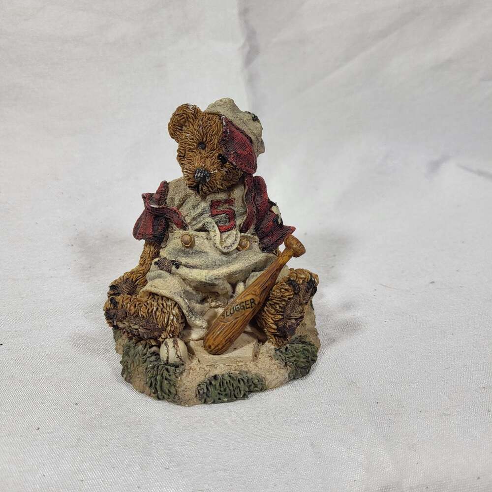Millennial Inheritance 1993 The Boyds Collection Ltd. Baseball Bear Figurine